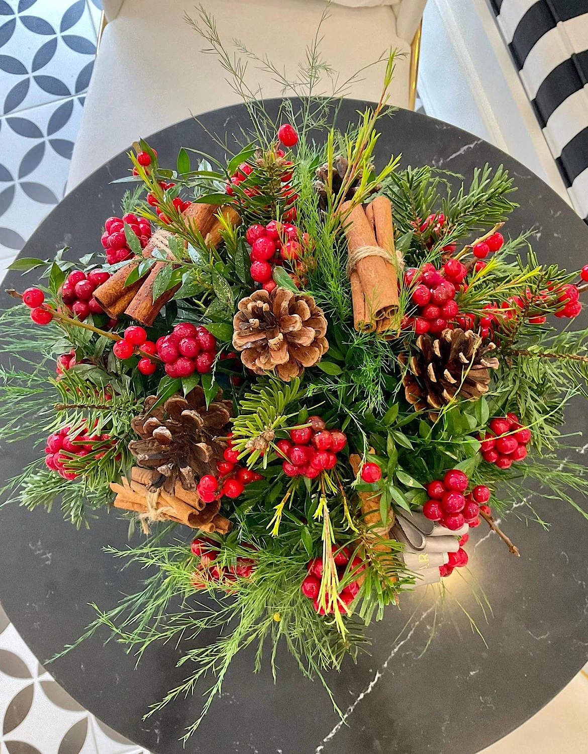 Kokina İlex Yılbaşı Aranjmanı