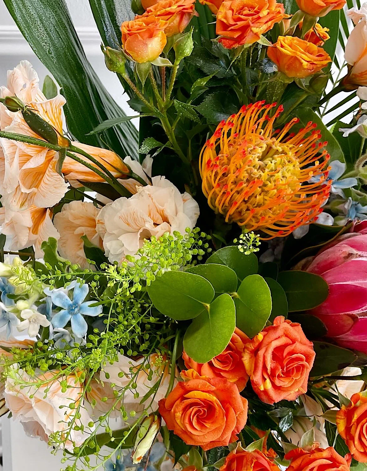 Bakır Cam Vazoda Turuncu Somon Sonbahar Aranjman