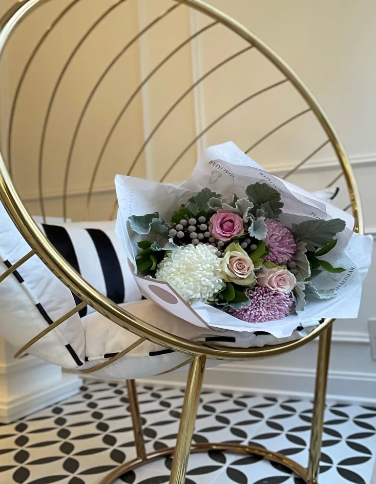 Gül ve Anastasia Buketi