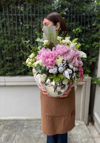 Pastel Tonlarda Şakayık Aranjman