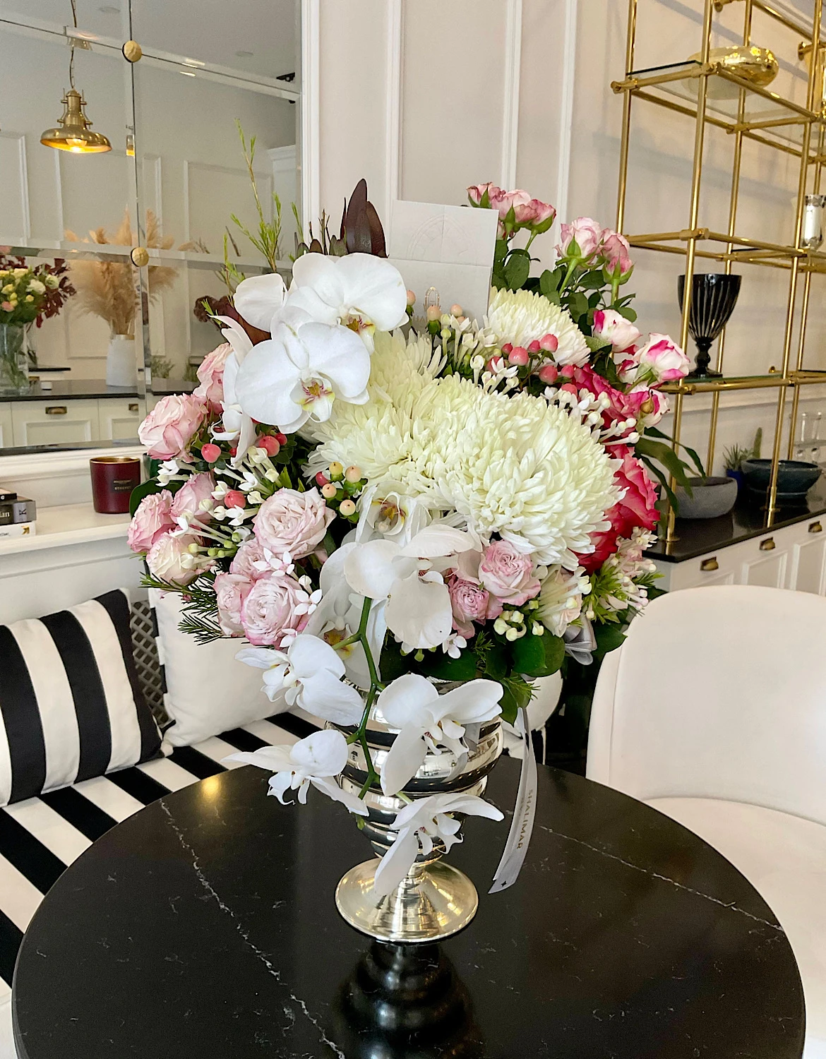 Madeleine - VIP Gül Orkide Aranjmanı