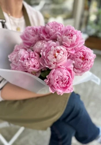 Pembe Şakayık Buketi